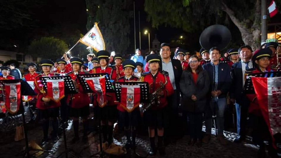 Banda de la Institución Emblemática Mercedes Cabello de Carbonera.