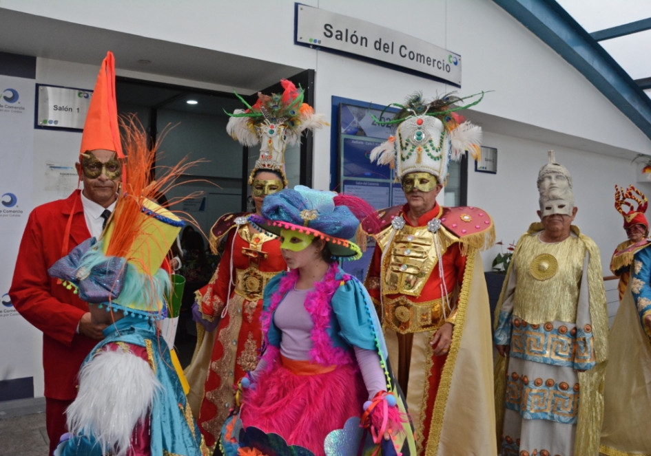 Con una representación de cuadrillas se hizo la presentación del Carnaval de Riosucio este jueves en Manizales. 