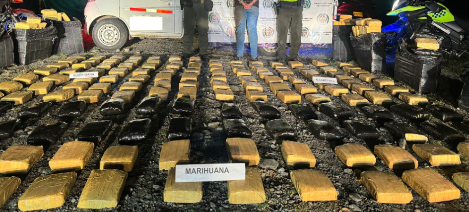 La Policía de Carreteras de Caldas incautó 404 kilos de marihuana y capturó a un hombre.