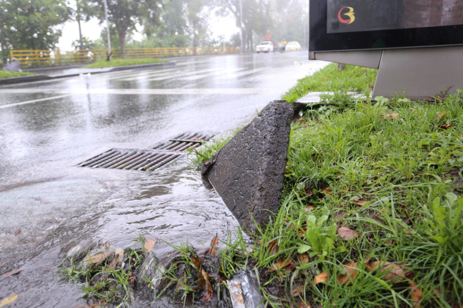 Una tapa de recámara corrida provocó un accidente en Manizales.