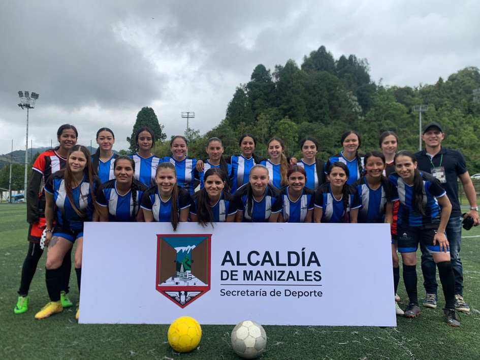 Athletic Alianza nunca soltó el liderato, nueve victorias y una derrota hablan de su poderío.