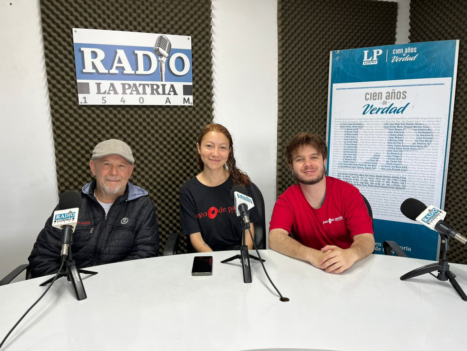 Augusto Muñoz, Helena Galvis y David Gómez, integrantes de Teatro Punto de Partida 