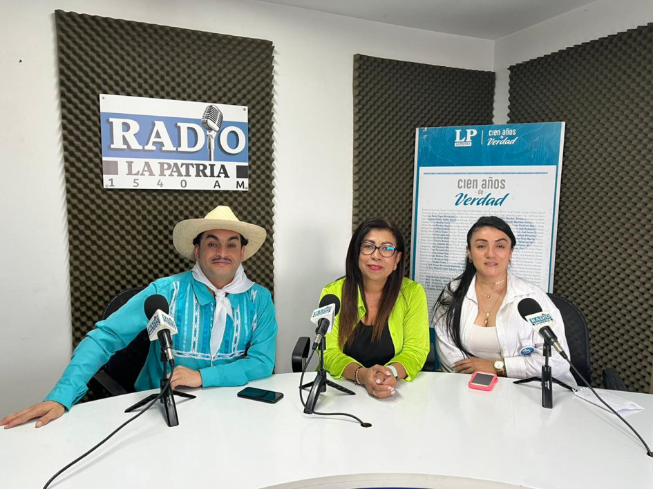 Gloria Córdoba, Ángela Milena Gómez Triana y Néstor Elí, de la UAM. 