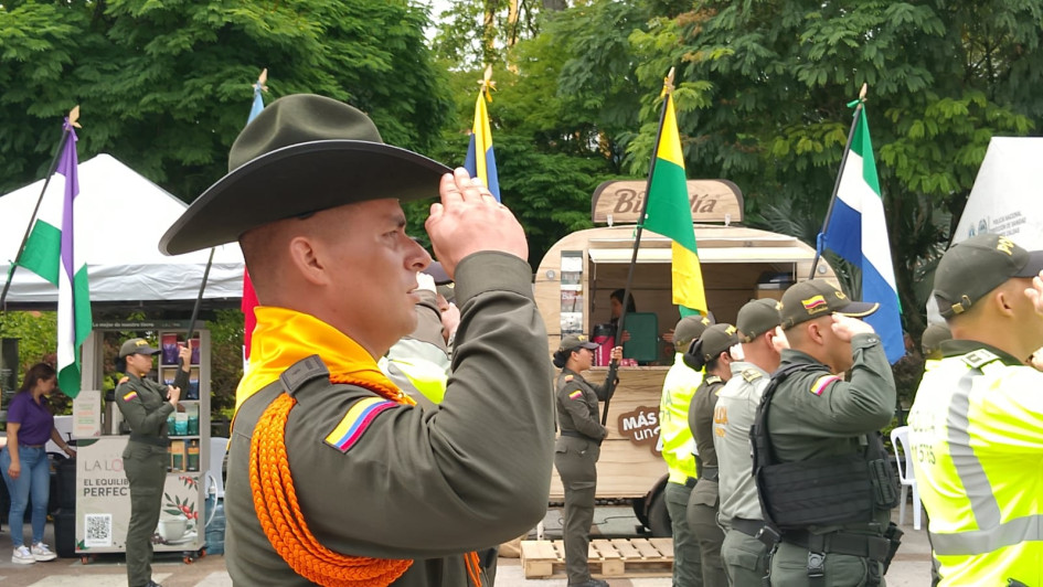 Los cafeteros de Caldas se preparan para coger la cosecha de fin de año, por eso la Policía brindará una mayor seguridad en los 25 municipios cafeteros de Caldas.