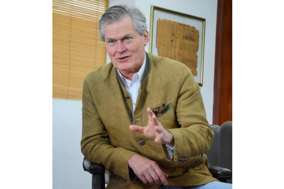 El belga Gunter Pauli tiene 68 años El belga Gunter Pauli tiene 68 años