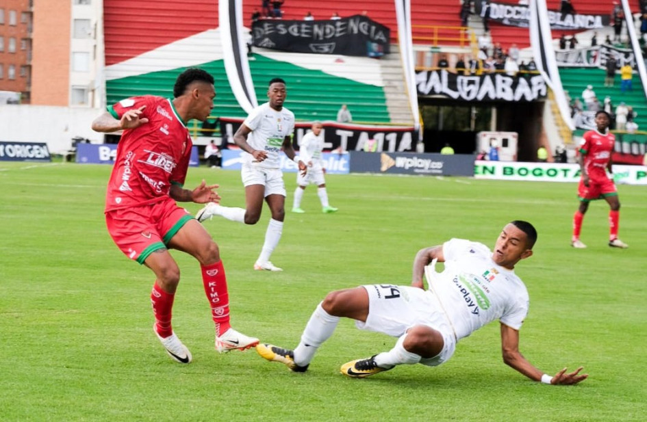 El partido se jugó en el estadio La Independencia de Tunja.