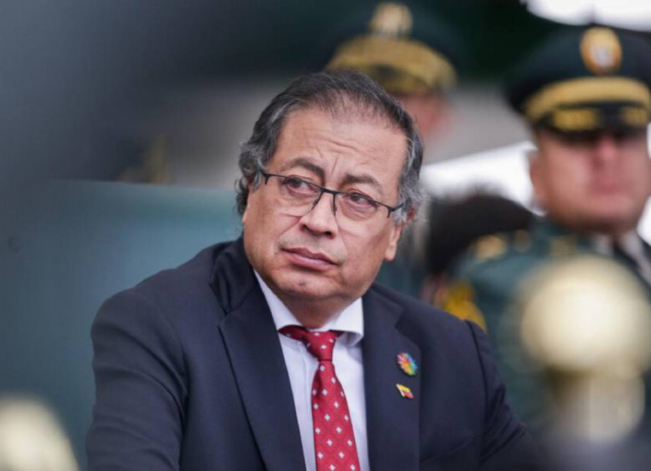 La Flip califica de tumultuosa la relación entre Petro y la prensa.