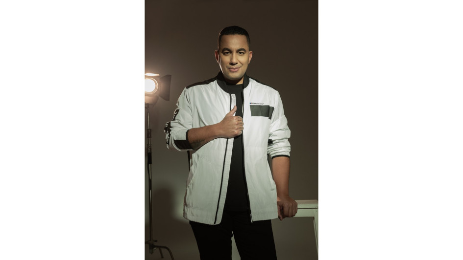 Felipe Peláez, artista colombiano. 