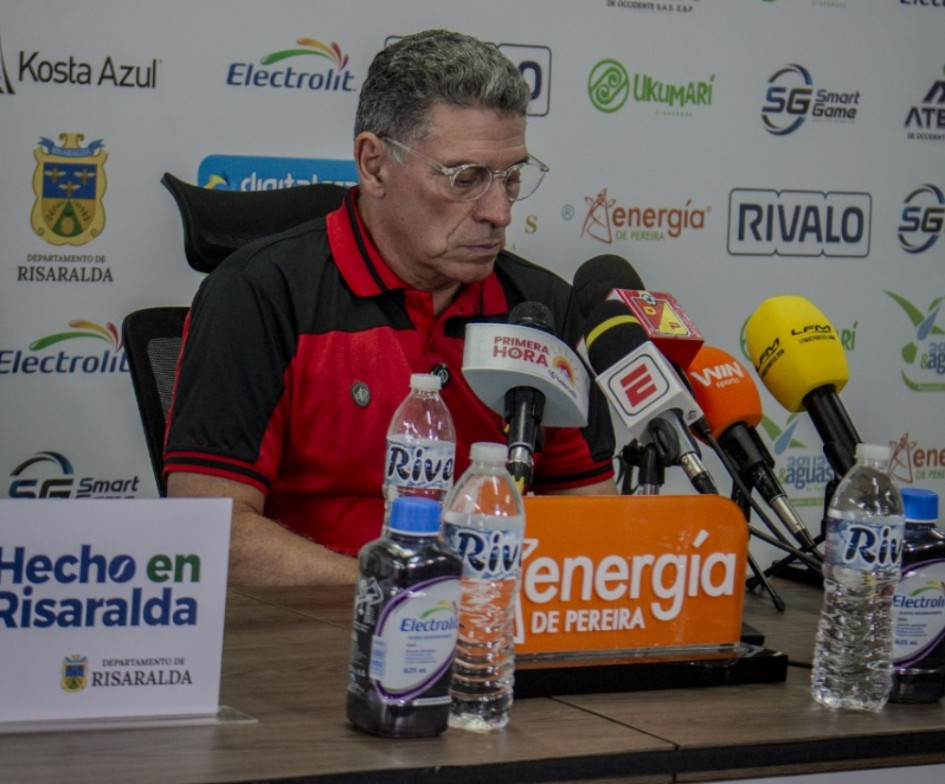 Luis Fernando Suárez técnico del Deportivo Pereira 