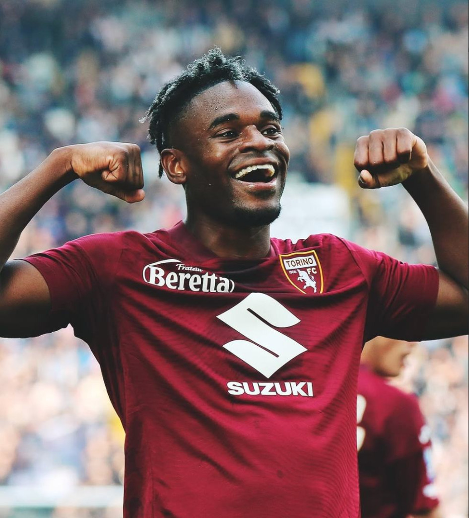Duván Zapata, capitán del Torino. 