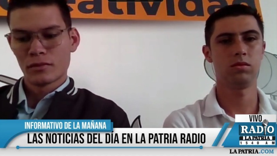 Yobani Alberto Cifuentes García y Carlos Andrés Gil, docente del IES CINOC. 