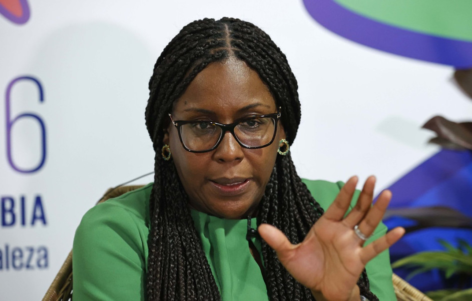 Jenny Bowie es la primera mujer y afrodescendiente que ocupa el cargo de negociadora principal de Colombia. 