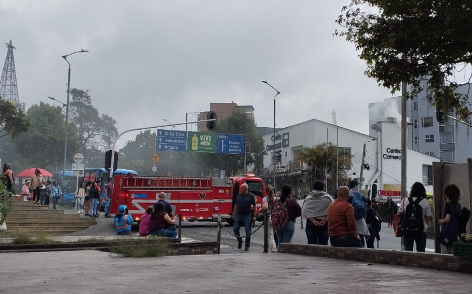 El Cuerpo Oficial de Bomberos de Manizales atendió con rapidez el conato de incendio, provocado por posible falta de mantenimiento de una chimenea.