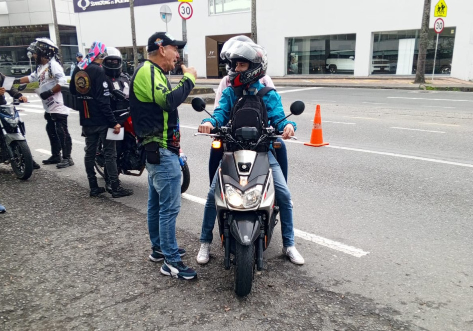 Los grupos de moteros de Manizales criticaron a quienes desafían a las autoridades y pretenden hacer caravanas.