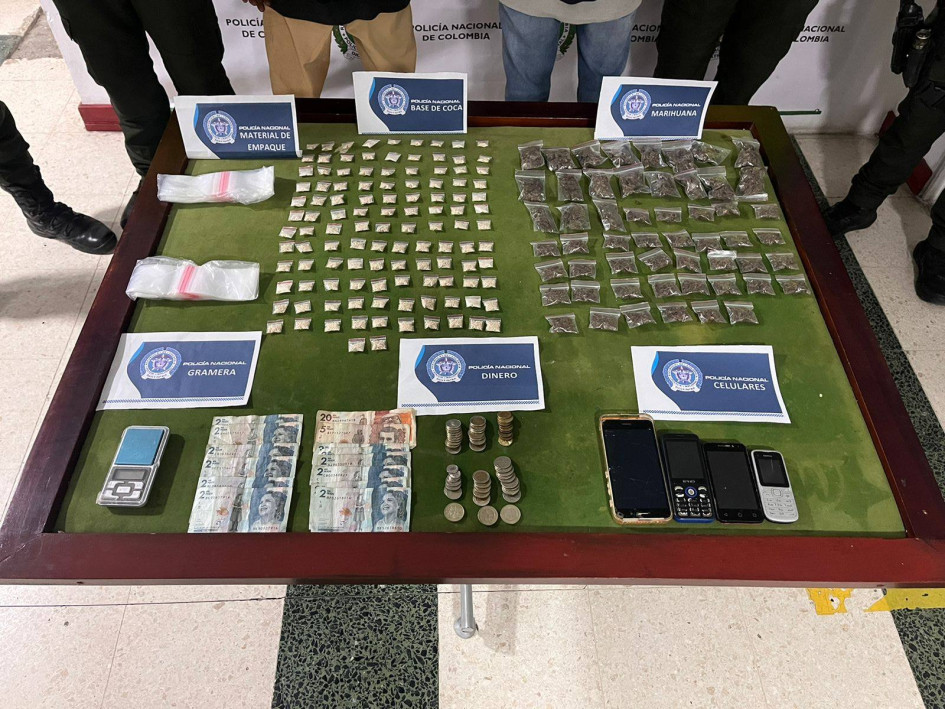 Lo hallado a los hermanos.