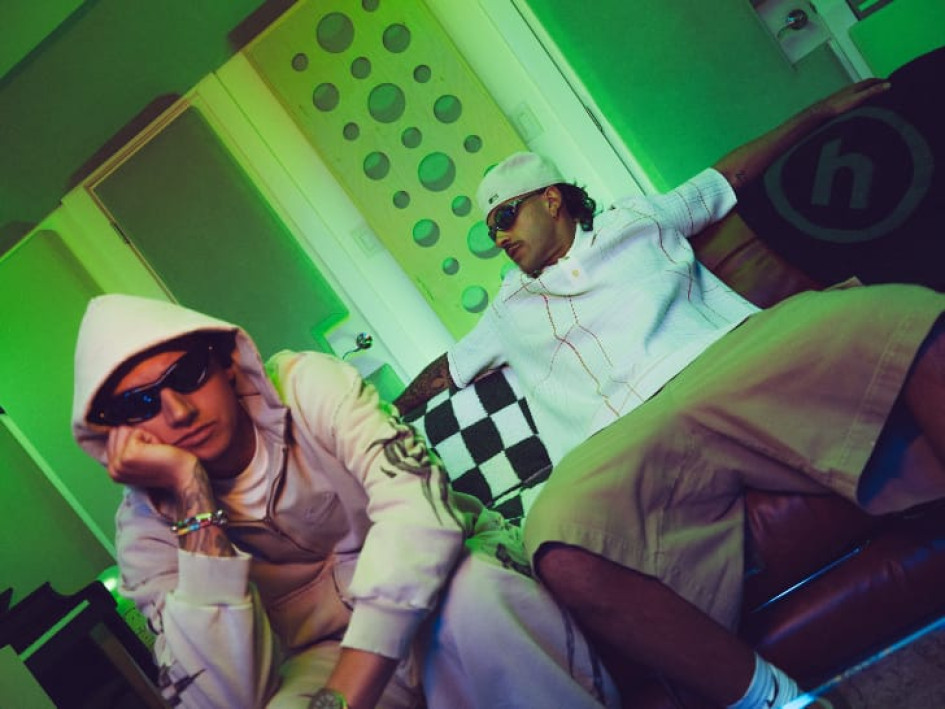 Sky Rompiendo y Ferxxo.