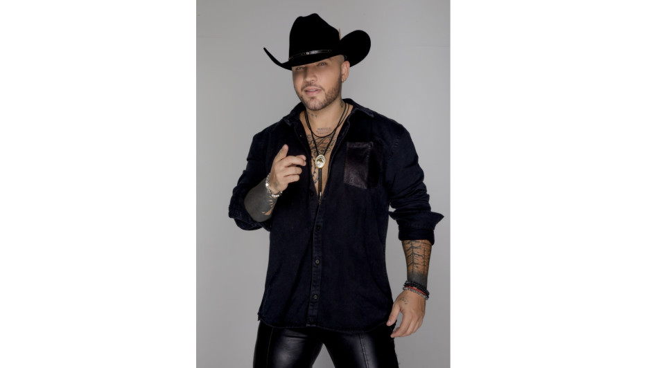 El colombiano Jessi Uribe es el primer no mexicano en ser nominado al Grammy en la categoría Mejor álbum de música mexicana.