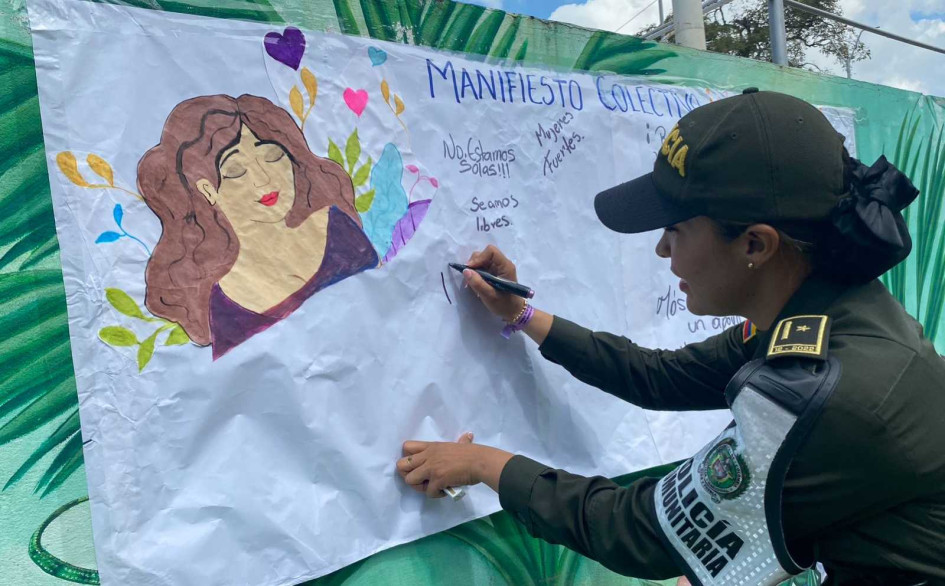 La Policía hace un llamado a todas las mujeres que sean víctimas de cualquier tipo de violencia o/a quienes conozcan casos de vulneración, a denunciar y confiar en las rutas de atención establecidas