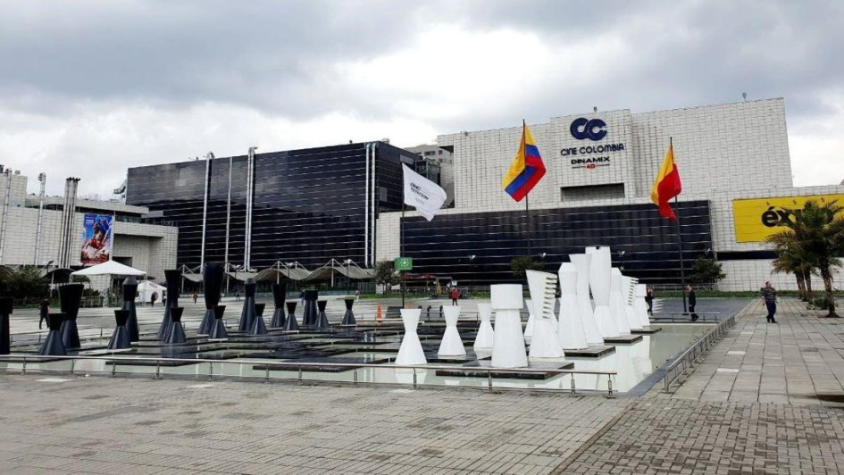 El centro comercial Gran Estación está ubicado en el costado sur de la avenida calle 26 de Bogotá.
