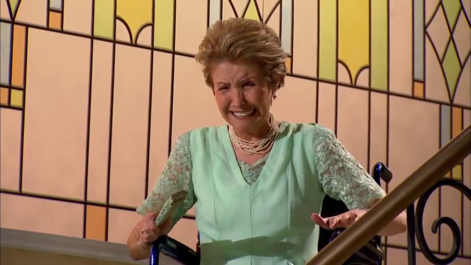 Margalida Castro, recientemente fallecida actriz colombiana, en la interpretación de su papel de 'Úrsula de Cabrales' en Chepe Fortuna.