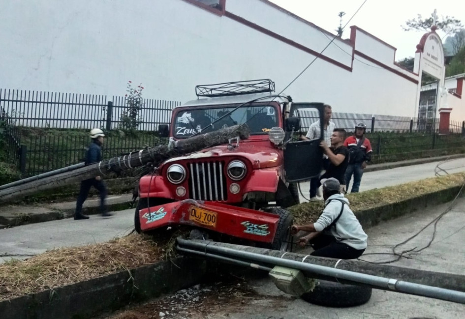 Así quedó el campero accidentado luego del choque.