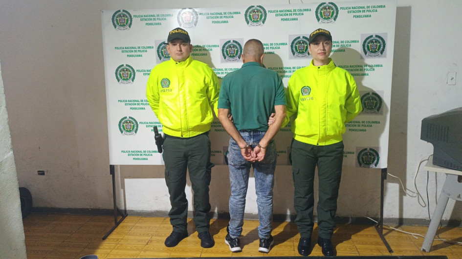 Al sujeto lo detuvieron para que respondiera por un segundo abuso de menores y murió este domingo en la tarde.