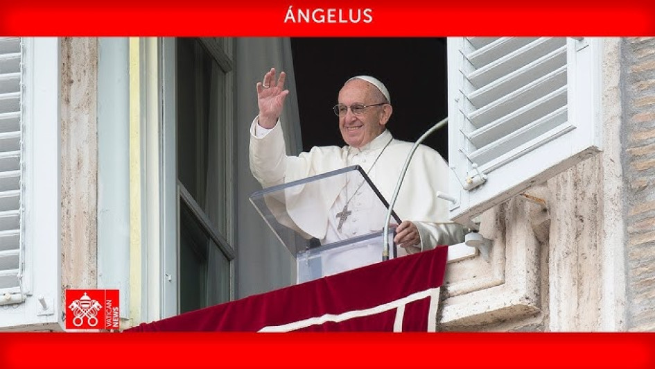 El papa Francisco este 26 de diciembre desde la Plaza de San Pedro en el Vaticano realizó el rezo de la Oración del Ángelus.