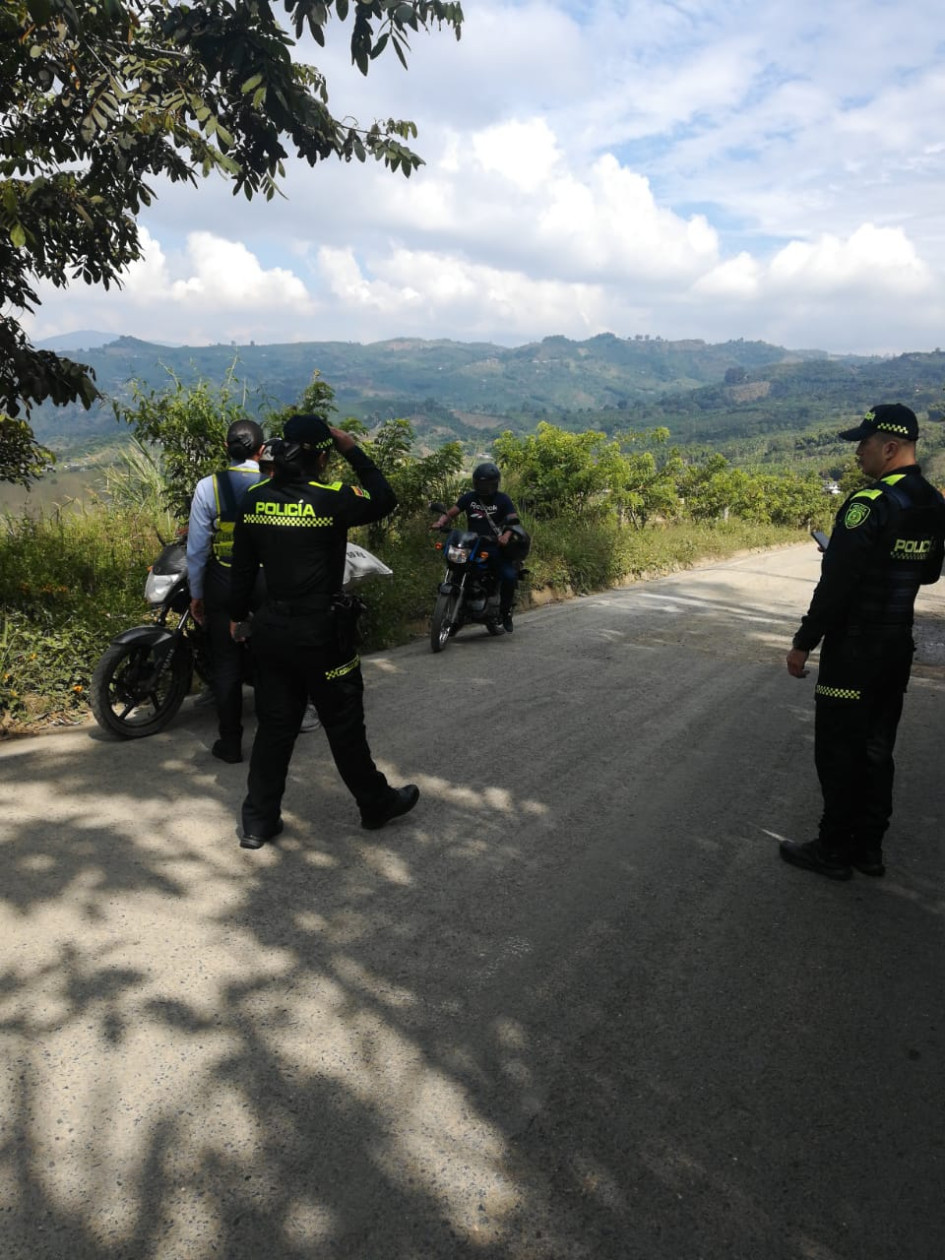 Fotos Informador de Occidente| LA PATRIA  Controles de las autoridades en las vías.