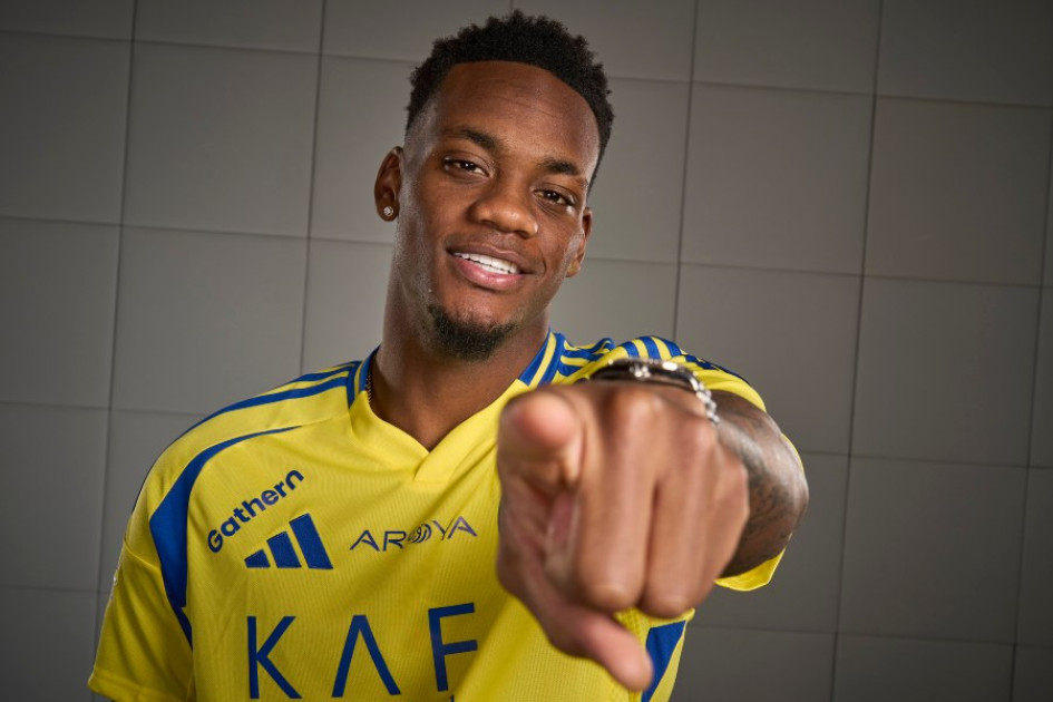 Jhon Durán con la camiseta de Al Nassr de Arabia Saudí.