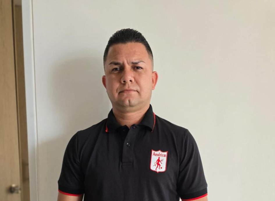 La familia busca a Brandon González González. Presume que puede estar entre los cuerpos que han pasado por el Cauca.