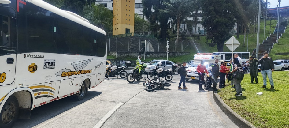 Los accidentes lo atendieron cuerpos de socorro de Manizales y fueron en total 8 personas lesionadas.