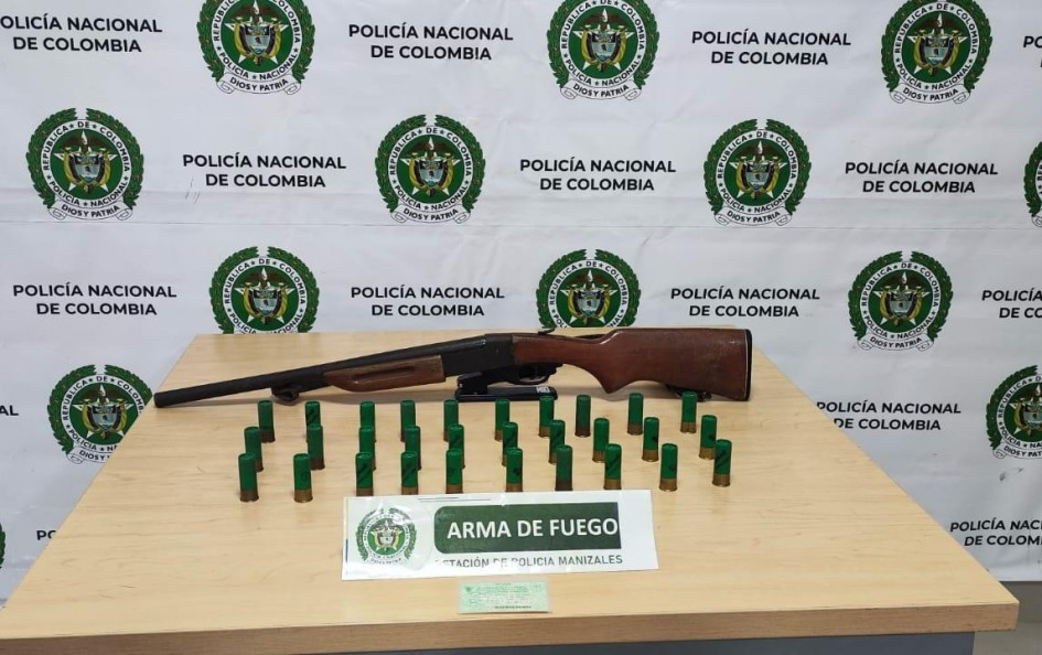 El arma entregada voluntariamente. Foto de la Policía.