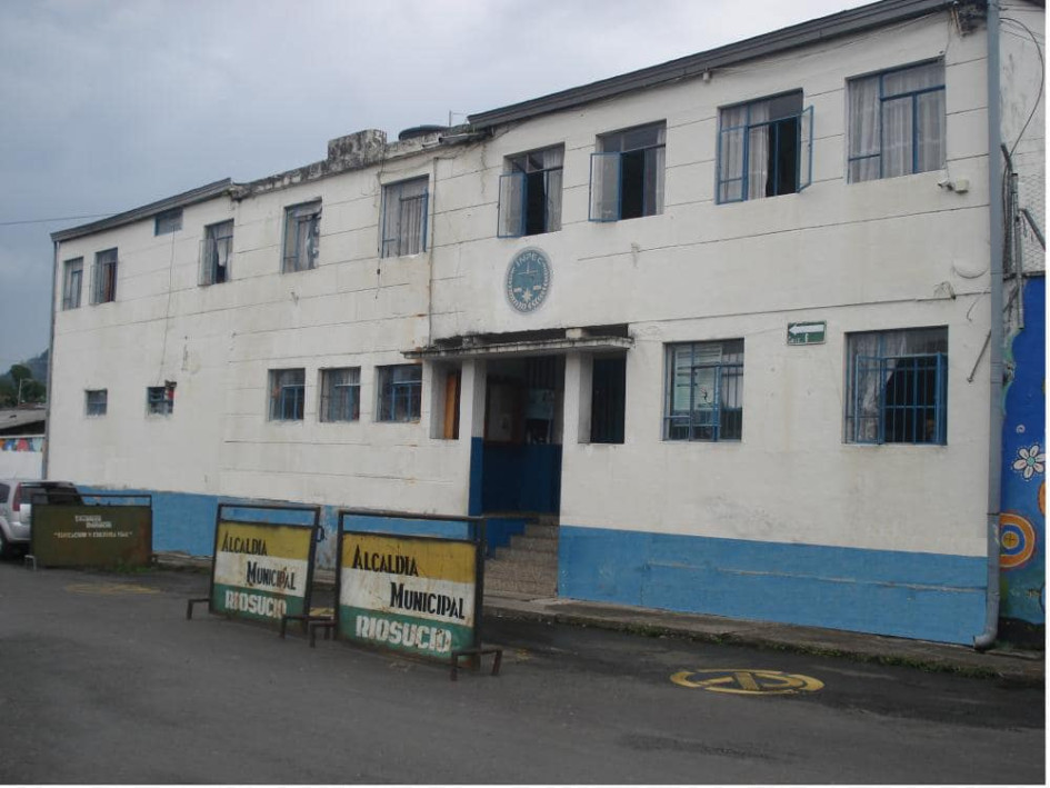 La riña se habría registrado entre dos combos por el control del patio.