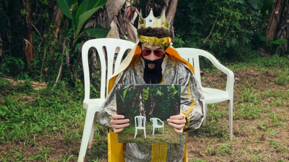 Bad Bunny estrena su esperado álbum 'Debí tirar más fotos'