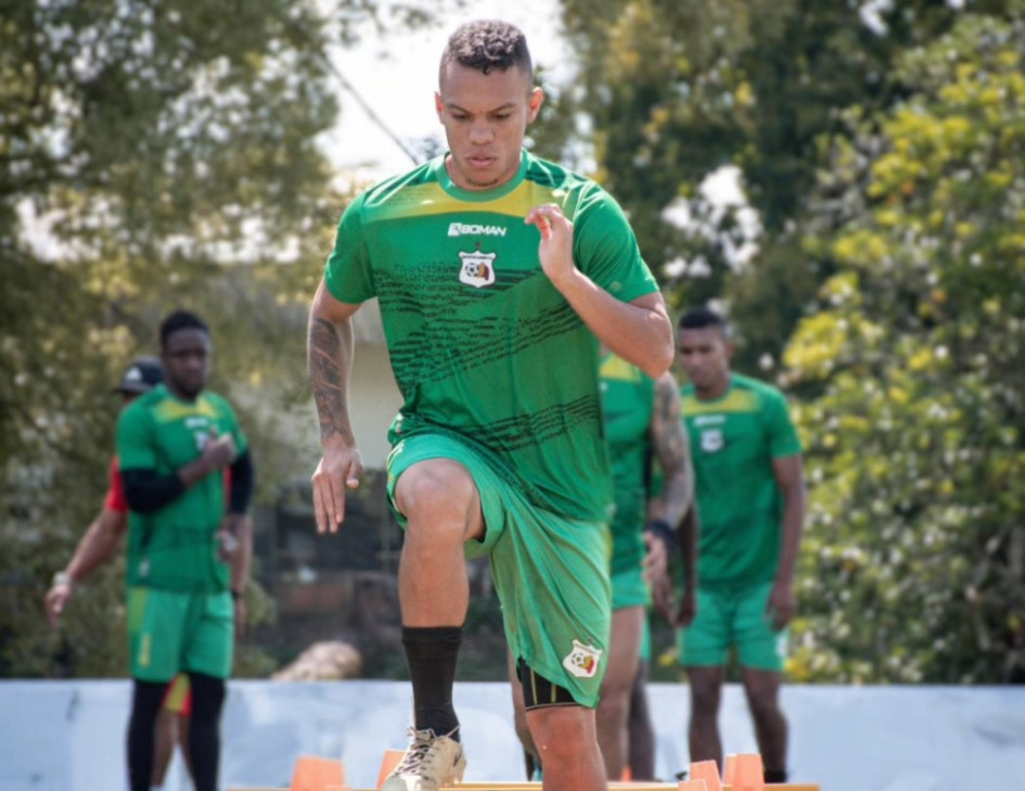 Deportes Quindío incorporó dos juveniles y varios jugadores experimentados en busca del ascenso. 