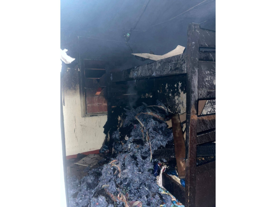 Dos habitaciones de la vivienda resultaron detruidas por las llamas.