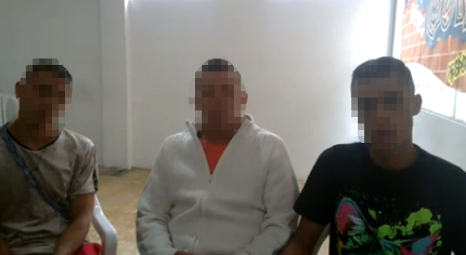 Los tres capturados, residentes en Ciudadela del Norte, serían miembros de una banda dedicada a la venta de estupefacientes.