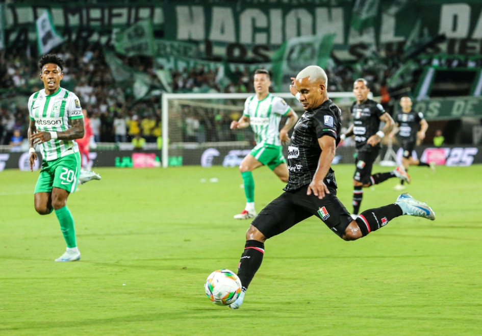 Michael Barrios fue el jugador más peligroso del Once Caldas en ataque.