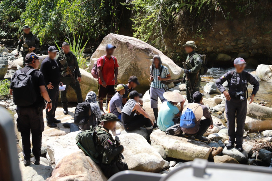En la operación Poesidón participaron Corpocaldas y Carder para proteger los derechos del río Cauca y del río Opiramá en Quinchía. 
