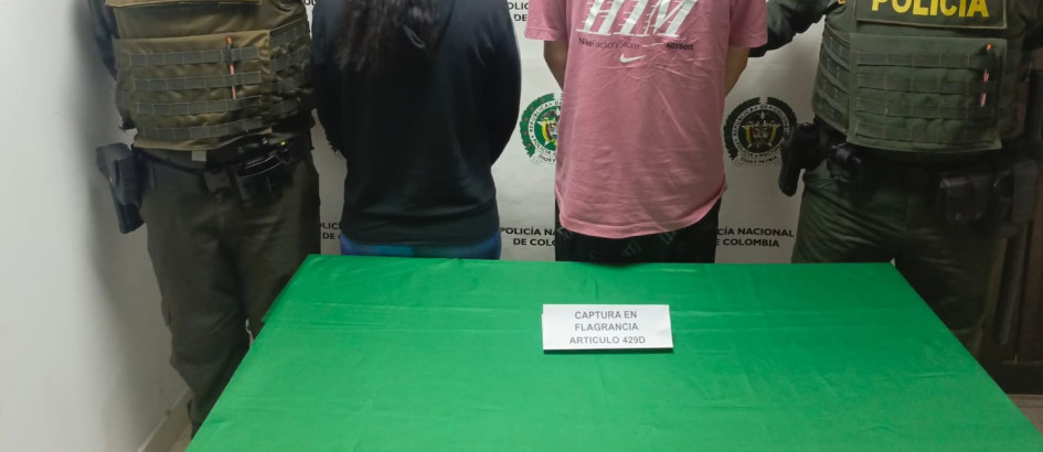 Los dos aprehendidos, Totono y la mamá.