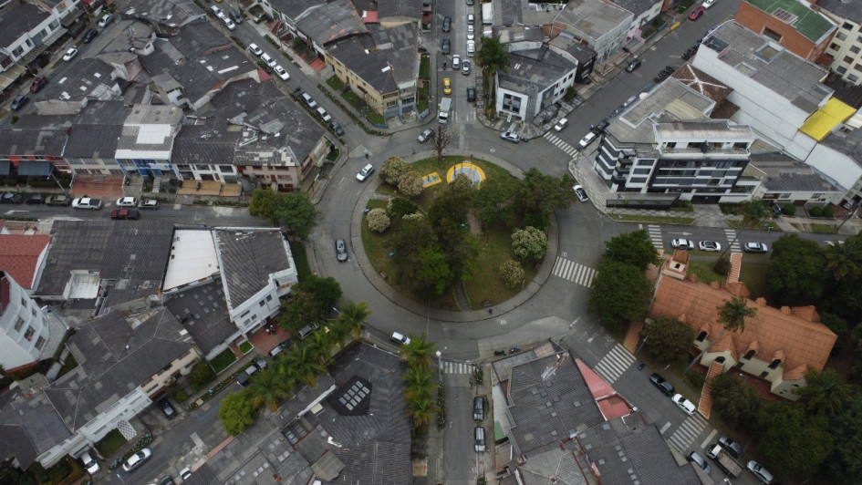 Las obras de valorización de los bulevares en el barrio La Estrella de Manizales tendrán cambios tras la presión ciudadana que rechazó el diseño inicial.