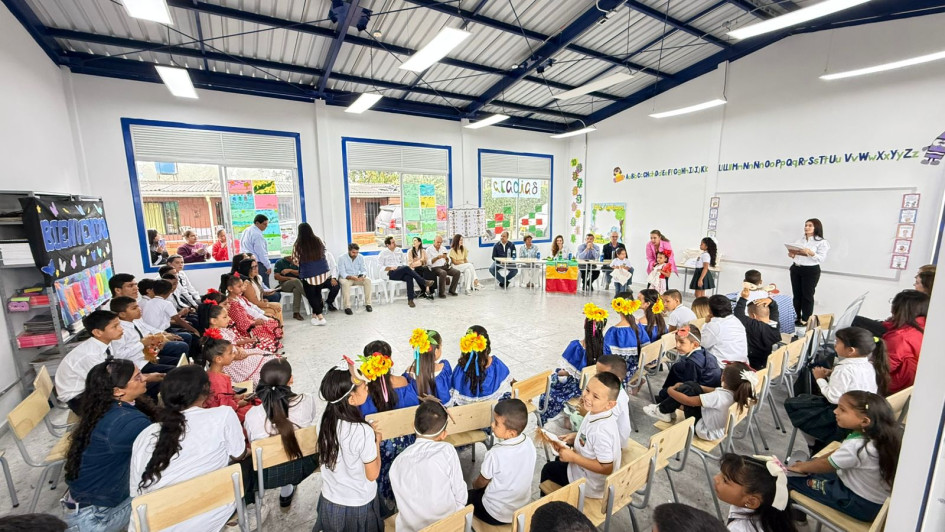 Las obras en la I. E. Naranjal, de Chinchiná, fueron posibles por la unión entre Sucafina, Buencafé y el Comité de Cafeteros de Caldas.