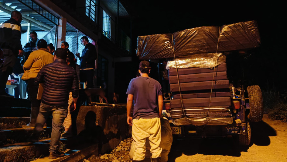En Chinchiná recogen víveres, ropa y camas para los damnificados de la vereda Los Cuervos de Villamaría. Necesitan alimentos no perecederos, camas y kits de aseo.