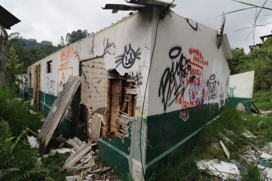 Infraestructura de la Sede B, Centro de Integración Popular (CIP), del Instituto Manizales, en el barrio Holanda, en un sector entre El Galán y la quebrada Olivares.
