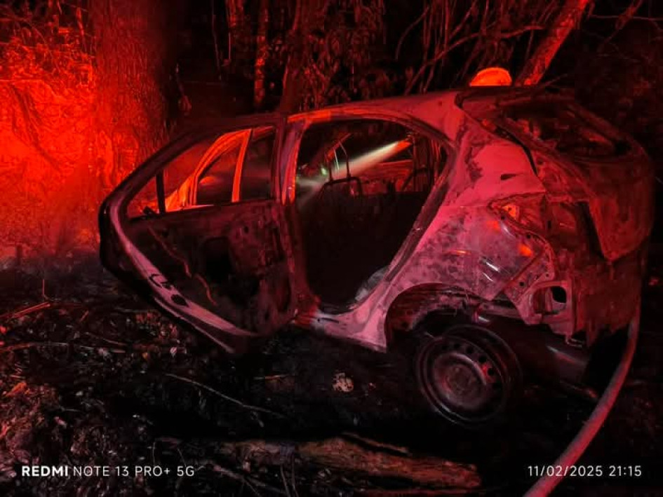 El carro incinerado.