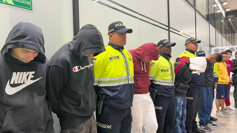 Entre los 35 capturados en Bogotá se encuentran alias Yunta y Mauricio, de la banda delincuencial Satanás, implicados en homicidios, extorsión y ataques con armas de fuego y granadas. 