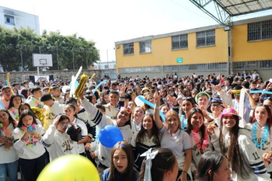 En la Normal Superior la comunidad educativa espera que pronto sea nombrado alguien para estar al frente de la Rectoría.