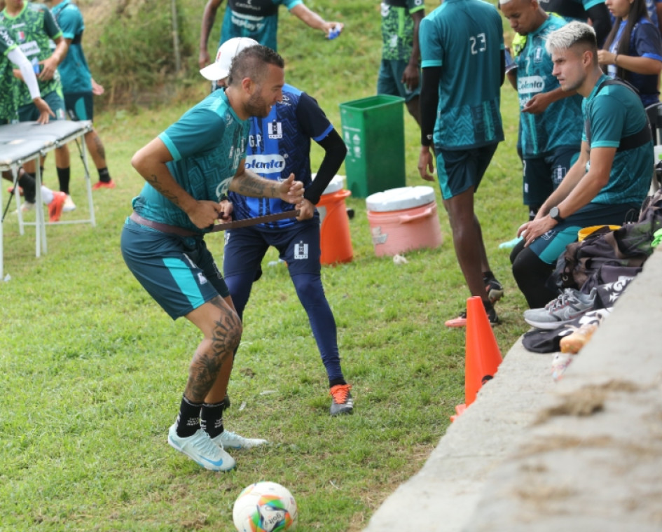 Jéider Riquett, una de las figuras del Once Caldas la temporada pasada, volverá el domingo a la formación titular del Blanco ante Alianza.