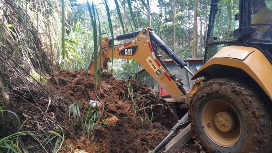 Manzanares (Caldas) amaneció este miércoles (12 de febrero) afectado por dos derrumbes. Estas son las cinco vías cerradas en el departamento y las siete con pasos restringidos. Planee su viaje.