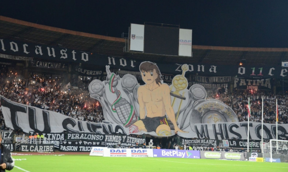 Este es el tifo que la barra Holocausto Norte exhibió en el clásico que el Once Caldas le ganó 3-1 al Deportivo Pereira.